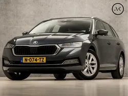 Grijs Gebruikt 2021 Skoda Octavia Sport Stationwagen | € 17.945 (Eerlijke prijs)