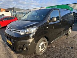 Zwart Gebruikt 2017 Citroën Jumpy MPV | € 14.324 (Eerlijke prijs)