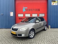 Beige Gebruikt 2010 Skoda Fabia Elegance Hatchback | € 4.750