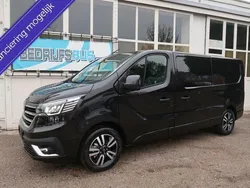 Zwart Nieuw 2024 Renault Trafic Van | € 35.795 (Eerlijke prijs)