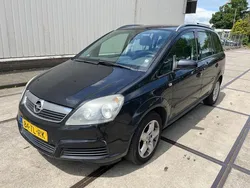Zwart Gebruikt 2006 Opel Zafira Business MPV | € 1.699 (Eerlijke prijs)
