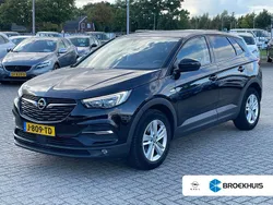 Zwart Gebruikt 2018 Opel Grandland X Innovation SUV | € 15.895 (Eerlijke prijs)