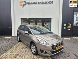 Grijs Gebruikt 2015 Peugeot 5008 Access MPV | € 8.890 (Eerlijke prijs)