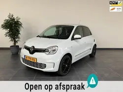 Wit Gebruikt 2022 Renault Twingo Urban Night Hatchback | € 17.995
