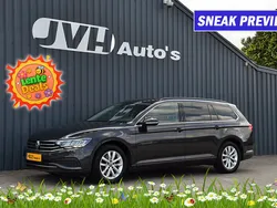 Grijs Gebruikt 2023 VW Passat Stationwagen | € 27.750 (Super prijs)
