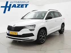 Wit, metallic lak Gebruikt 2021 Skoda Karoq SportlinePlus SUV | € 21.950