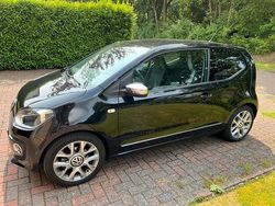 Gebruikt 2015 VW up! Executive Hatchback | € 8.500 (Eerlijke prijs)