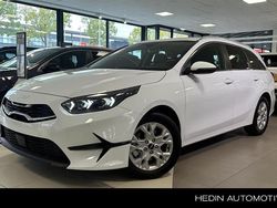 Wit Nieuw 2025 Kia Ceed Hatchback | € 30.950 (Eerlijke prijs)