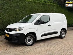 Wit Gebruikt 2019 Peugeot Partner Van | € 8.000 (Goede deal)