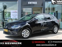 Zwart Gebruikt 2024 VW Polo Highline Hatchback | € 25.900 (Eerlijke prijs)
