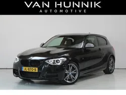 Zwart Gebruikt 2013 BMW M135 Comfort Edition Hatchback | € 21.450 (Eerlijke prijs)
