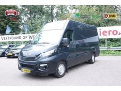 Zwart Gebruikt 2017 Iveco Daily Van | € 16.999 (Eerlijke prijs)