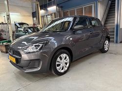 Grijs Gebruikt 2023 Suzuki Swift Comfort Hatchback | € 16.650 (Eerlijke prijs)