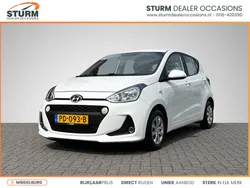 Wit Gebruikt 2017 Hyundai i10 GO! Hatchback | € 7.889 (Eerlijke prijs)