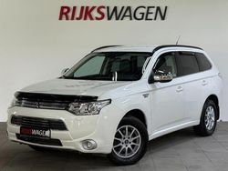 Wit Gebruikt 2014 Mitsubishi Outlander Instyle SUV | € 9.950 (Goede deal)