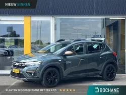 Groen, metallic lak Gebruikt 2023 Dacia Sandero Extreme Hatchback | € 23.350 (Iets duurder)