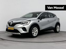 Grijs Gebruikt 2023 Renault Captur Evolution SUV | € 19.935 (Eerlijke prijs)
