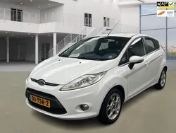 Wit Gebruikt 2012 Ford Fiesta Titanium Hatchback | € 2.245 (Eerlijke prijs)