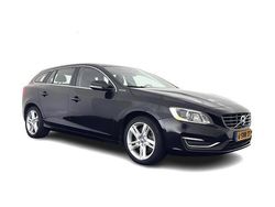 Zwart (metallic) Gebruikt 2013 Volvo V60 Summum Stationwagen | € 6.945 (Goede deal)