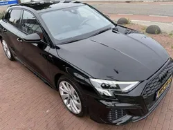 Zwart Gebruikt 2023 Audi A3 Edition .1 Hatchback | € 24.000 (Super prijs)
