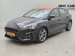 Zwart Gebruikt 2020 Ford Focus Business Edition Hatchback | € 15.900 (Eerlijke prijs)