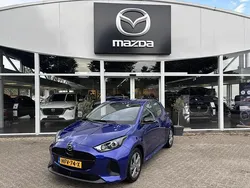 Glass blue Gebruikt 2025 Mazda 2 Exclusive-Line Hatchback | € 29.950 (Duur)