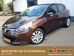 Bruin Gebruikt 2013 Renault Clio IV Expression Hatchback | € 5.900 (Eerlijke prijs)