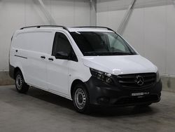 Wit Gebruikt 2023 Mercedes Vito Sedan | € 26.995