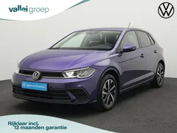Paars Gebruikt 2024 VW Polo Life Hatchback | € 21.900 (Eerlijke prijs)
