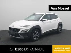 Atlas white Gebruikt 2023 Hyundai Kona Comfort SUV | € 24.940 (Eerlijke prijs)