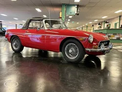Rood Gebruikt 1970 MG B Cabriolet | € 14.000