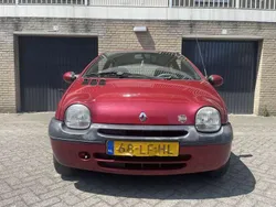Rood Gebruikt 2002 Renault Twingo Hatchback | € 1.250 (Goede deal)