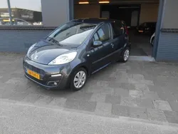 Grijs Gebruikt 2012 Peugeot 107 Active Hatchback | € 3.950 (Eerlijke prijs)