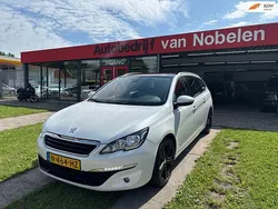 Wit Gebruikt 2015 Peugeot 308 Allure Hatchback | € 8.600 (Eerlijke prijs)