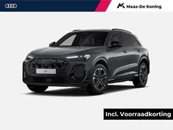 Grijs Nieuw 2025 Audi Q5 Ambiente SUV | € 75.790 (Duur)