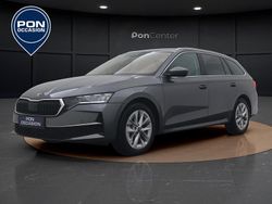 Grijs Gebruikt 2025 Skoda Octavia Business Line Stationwagen | € 36.450 (Duur)