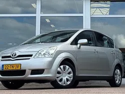 Grijs Gebruikt 2006 Toyota Verso Terra MPV | € 3.244