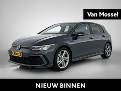 Grijs Gebruikt 2021 VW Golf VIII R-line Hatchback | € 30.900 (Eerlijke prijs)