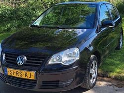 Zwart Gebruikt 2005 VW Polo Hatchback | € 3.200 (Eerlijke prijs)