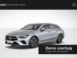 Zilver, metallic lak Nieuw 2025 Mercedes CLA180 Shooting Brake Edition Stationwagen | € 41.900 (Goede deal)