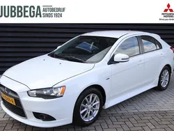 Wit Gebruikt 2015 Mitsubishi Lancer Sportback Edition Hatchback | € 11.595 (Eerlijke prijs)