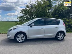 Grijs Gebruikt 2011 Renault Scénic III Privilege MPV | € 5.950 (Eerlijke prijs)