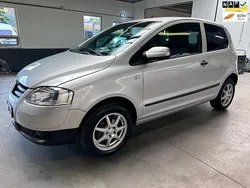 Grijs Gebruikt 2006 VW Fox Trendline Hatchback | € 1.450 (Iets duurder)
