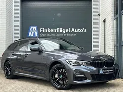 Grijs Gebruikt 2022 BMW 330 Executive Stationwagen | € 36.800 (Eerlijke prijs)