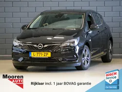 Zwart Gebruikt 2021 Opel Astra Design & Tech Hatchback | € 14.500 (Iets duurder)