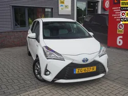 Wit Gebruikt 2019 Toyota Yaris Hybrid Hatchback | € 15.450 (Eerlijke prijs)