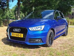 Blauw Gebruikt 2018 Audi A1 Hatchback | € 15.000 (Iets duurder)