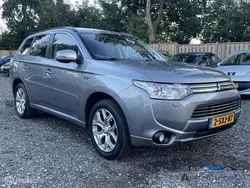 Grijs Gebruikt 2013 Mitsubishi Outlander Edition SUV | € 10.479 (Eerlijke prijs)
