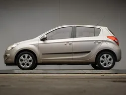 Grijs, metallic lak Gebruikt 2010 Hyundai i20 Sport Hatchback | € 4.445 (Eerlijke prijs)
