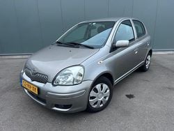 Grijs Gebruikt 2005 Toyota Yaris Hatchback | € 1.495 (Goede deal)